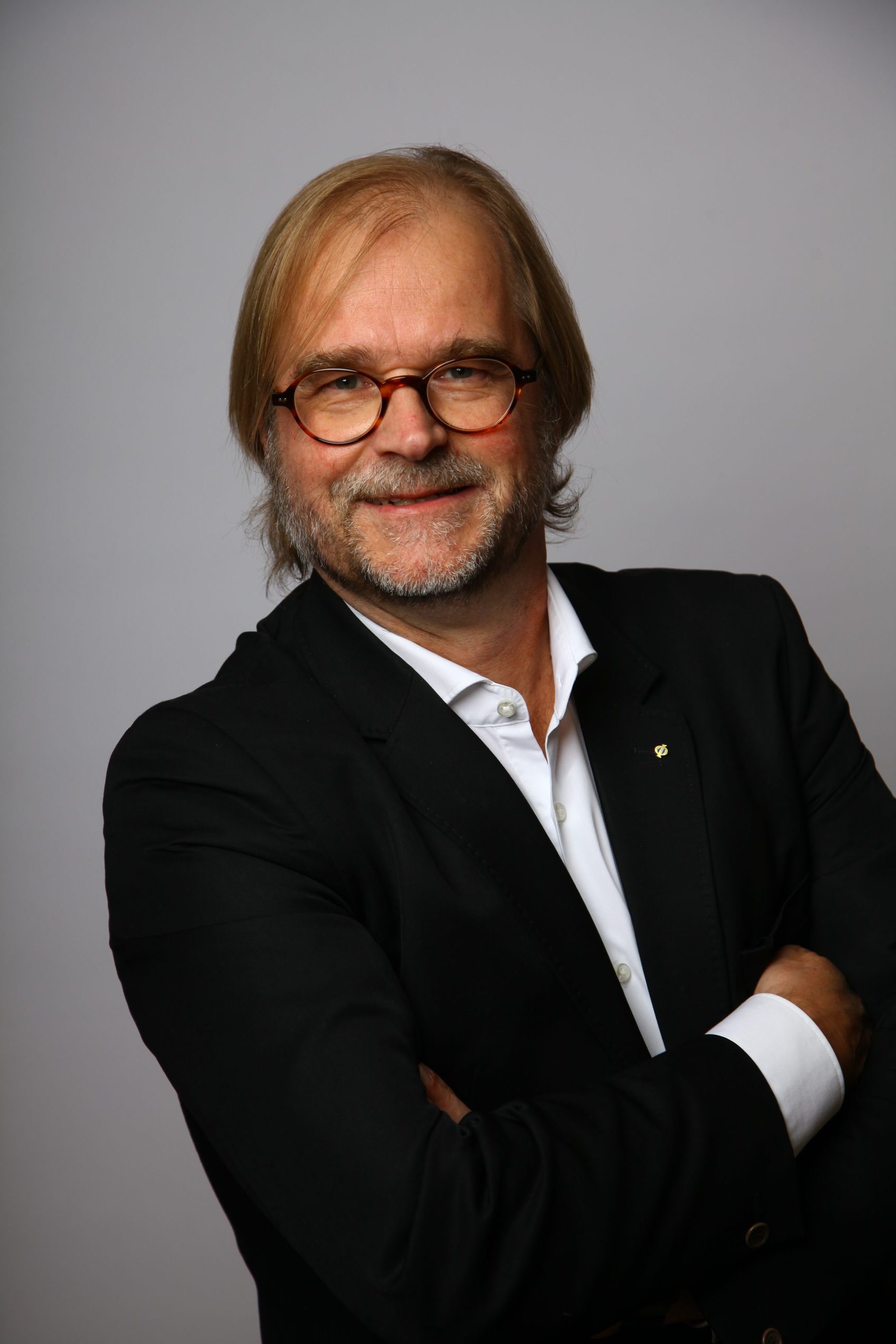 Dr. Holger Becker